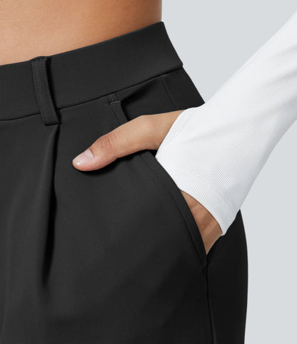 Plissierte dehnbare Stoffhose mit hohem Bund, Seitentaschen und geradem Bein