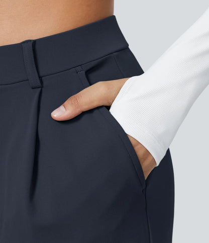 Plissierte dehnbare Stoffhose mit hohem Bund, Seitentaschen und geradem Bein