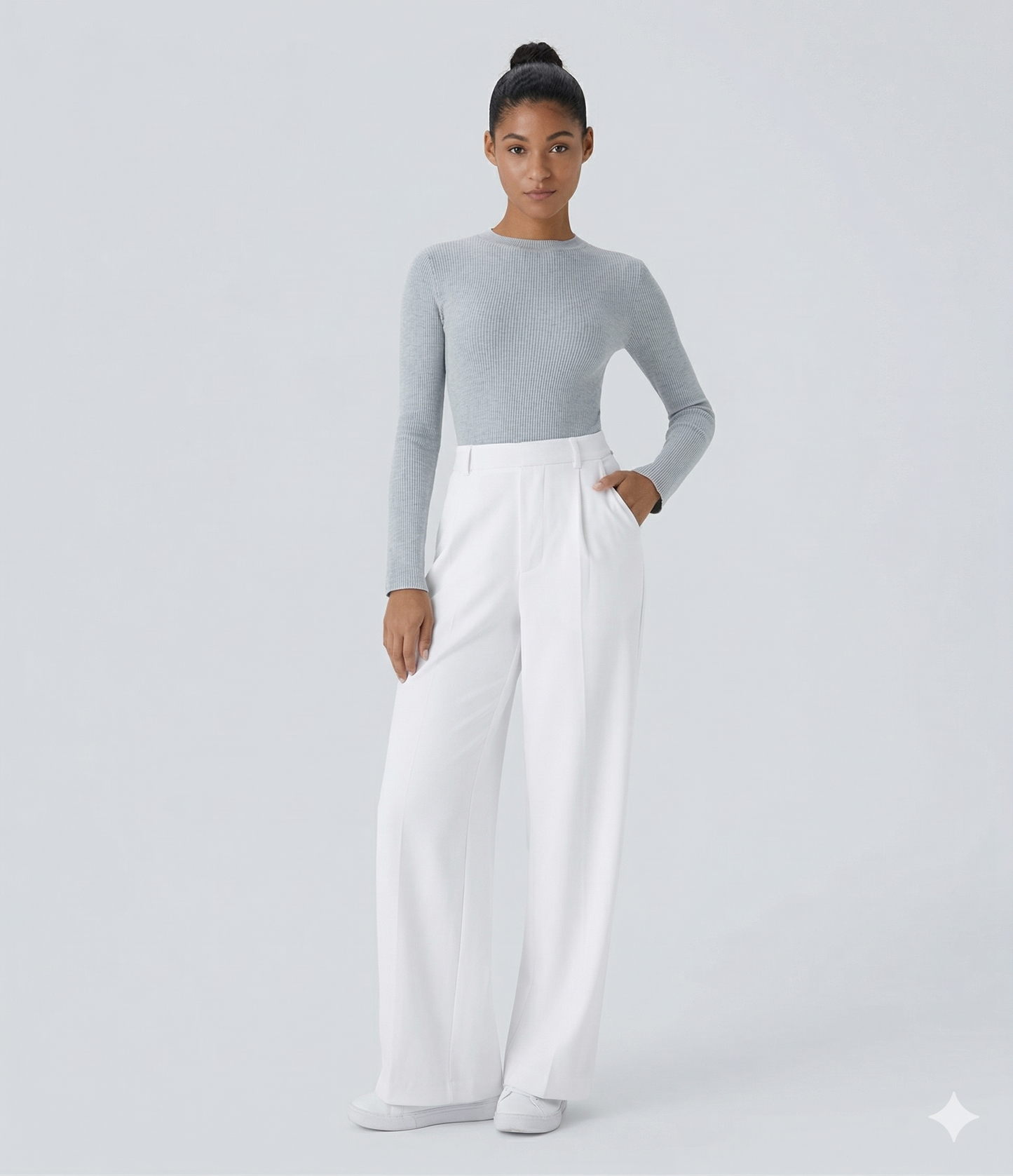 Plissierte dehnbare Stoffhose mit hohem Bund, Seitentaschen und geradem Bein